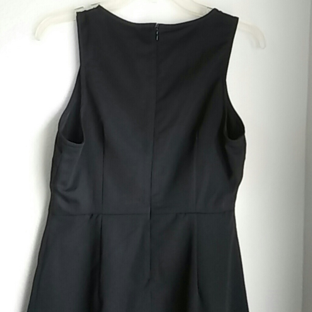 MM Couture Dress - Picture 6 of 7